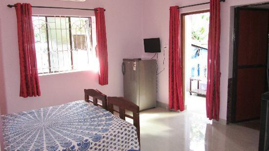 Fraddie Guest House كالانغيُت المظهر الخارجي الصورة